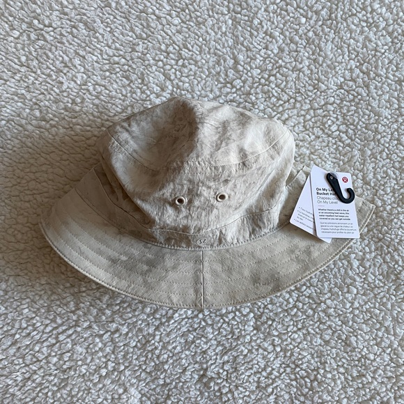 NWT Lululemon On My Level Bucket Hat - Size S/M - Picture 3 of 6